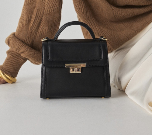 5 leather bags at a Black Friday price