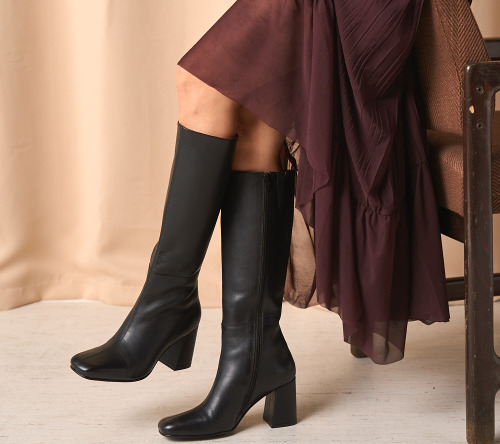 ¿Botas o botines de piel? Te enseñamos a elegir según tu outfit